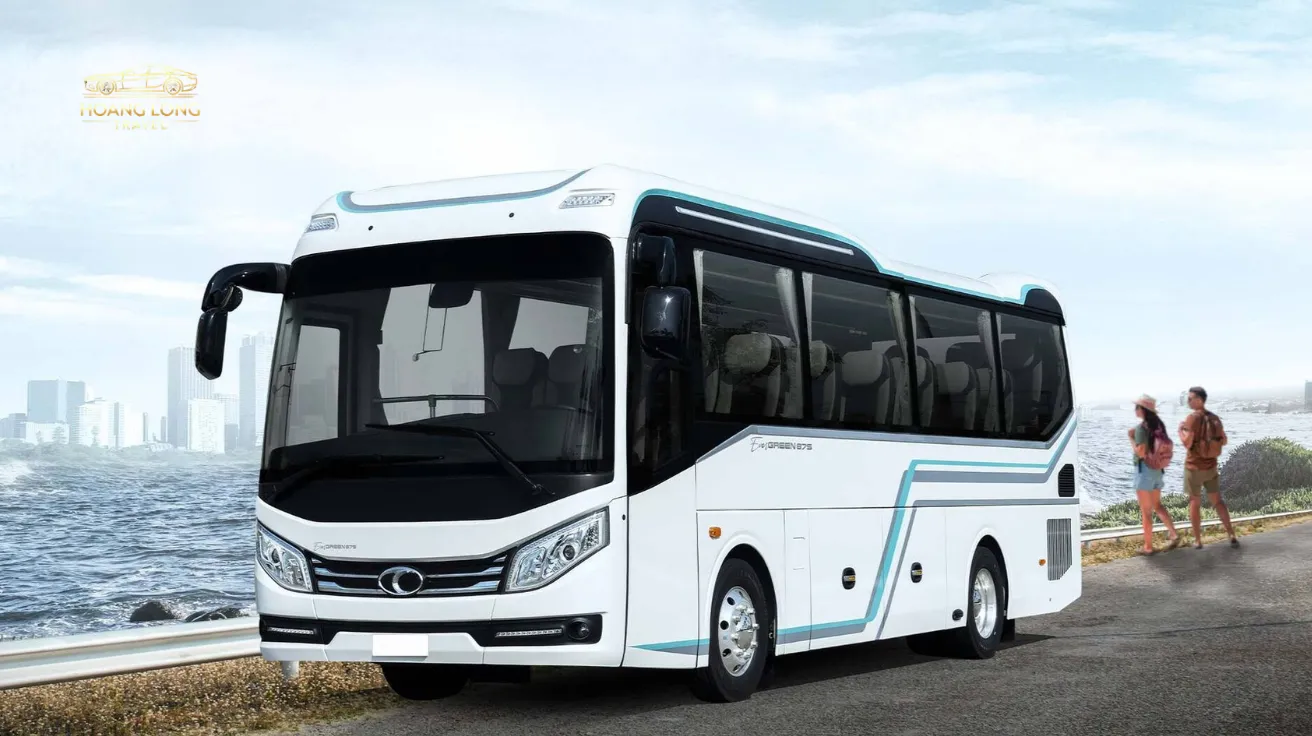 Bảng giá thuê xe 29 chỗ tại Hoàng Long Travel cam kết báo giá minh bạch, không phí ẩn, chất lượng dịch vụ hàng đầu.