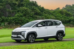 Toyota Fortuner - Xe 7 chỗ